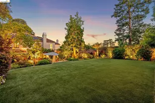 1300 Sunnyhills Rd, Oakland, CA 94610 - Photo 69