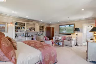 1300 Sunnyhills Rd, Oakland, CA 94610 - Photo 41