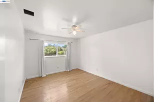 316 Canterbury Dr, Stockton, CA 95207 - Photo 17