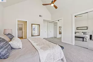 48 Invincible Ct, Alameda, CA 94501 - Photo 33