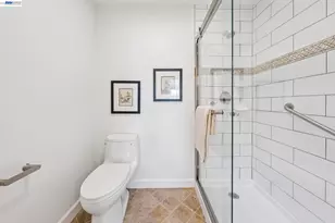 48 Invincible Ct, Alameda, CA 94501 - Photo 35