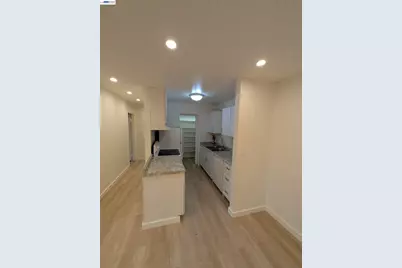 1126 Cherry Ave #128, San Bruno, CA 94066 - Photo 5