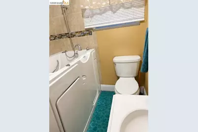 2539 78th, Oakland, CA 94605 - Photo 3