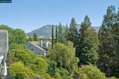 921 Arrowhead Ter, Clayton, CA 94517 - Photo 39
