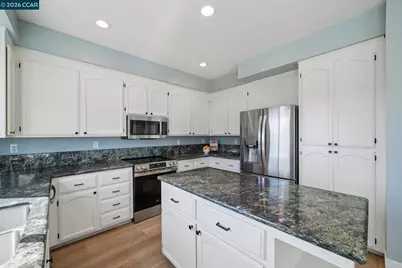 921 Arrowhead Ter, Clayton, CA 94517 - Photo 19