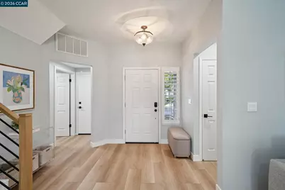 921 Arrowhead Ter, Clayton, CA 94517 - Photo 5