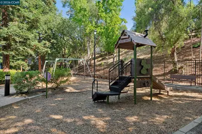 921 Arrowhead Ter, Clayton, CA 94517 - Photo 61