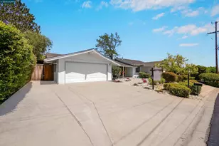 61 Sullivan Dr, Moraga, CA 94556 - Photo 9