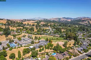 61 Sullivan Dr, Moraga, CA 94556 - Photo 71
