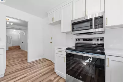 1859 Lynwood Dr, Concord, CA 94519 - Photo 15