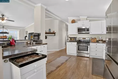 16711 Marsh Creek Rd #29, Clayton, CA 94517 - Photo 13