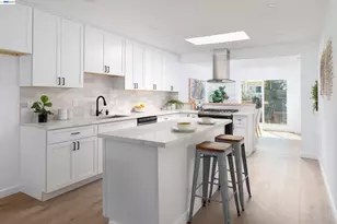 1044 86th Ave, Oakland, CA 94621 - Photo 1