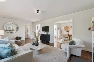 220 Moraga Ave, Piedmont, CA 94611 - Photo 17