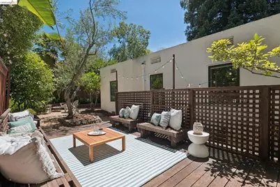 220 Moraga Ave, Piedmont, CA 94611 - Photo 65