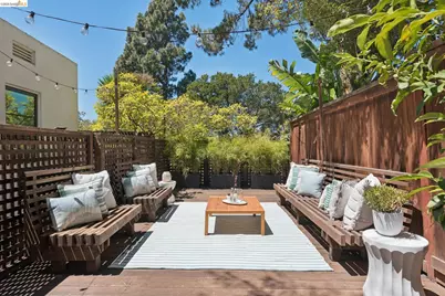 220 Moraga Ave, Piedmont, CA 94611 - Photo 63