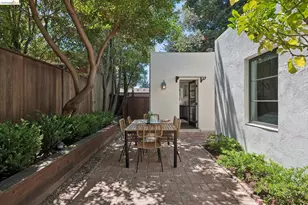 220 Moraga Ave, Piedmont, CA 94611 - Photo 49