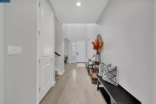 351 Bloomington Ln, Brentwood, CA 94513 - Photo 23