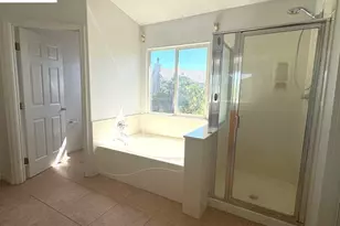 13900 Pinecrest St, Lathrop, CA 95330 - Photo 25