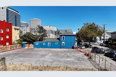 670 9th St, Oakland, CA 94607 - Photo 1