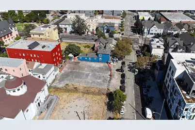 670 9th St, Oakland, CA 94607 - Photo 7