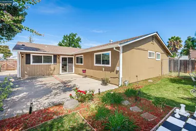 7723 Countryfield Dr, Sacramento, CA 95828 - Photo 33