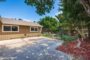 7723 Countryfield Dr, Sacramento, CA 95828 - Photo 31