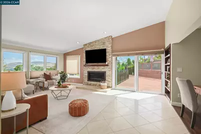 5530 Merritt Dr, Concord, CA 94521 - Photo 3