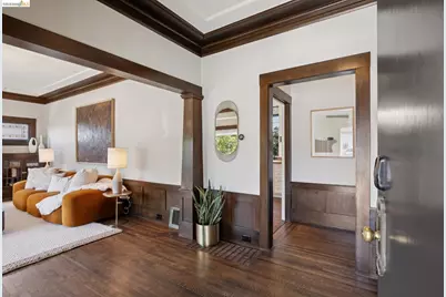 5401 Belgrave Pl, Oakland, CA 94618 - Photo 5