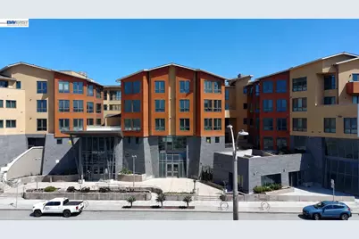3535 Wawona St #315, San Francisco, CA 94116 - Photo 1