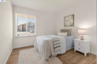 295 Iris Rd, Hercules, CA 94547 - Photo 21