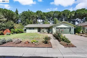 2465 Benjamin Holt Dr, Stockton, CA 95207 - Photo 1