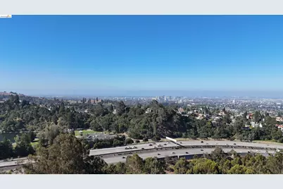 8 Hiller Dr., Oakland, CA 94618 - Photo 11
