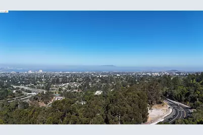 8 Hiller Dr., Oakland, CA 94618 - Photo 17