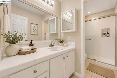 121 Buckingham Dr #25, Santa Clara, CA 95051 - Photo 13