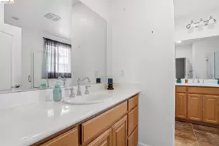 9489 California Oak Cir, Patterson, CA 95363 - Photo 27