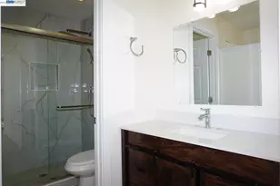 30888 Tidewater Dr, Union City, CA 94587 - Photo 19