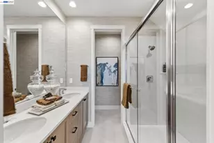 2009 Grand St, Alameda, CA 94501 - Photo 15