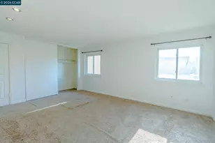 8 Del Prado Cir, Fairfield, CA 94533 - Photo 27