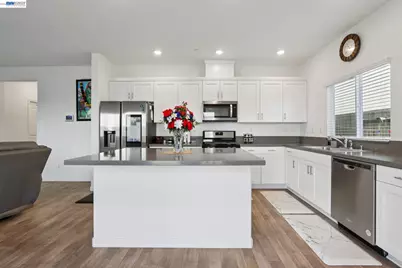 1449 Dorona Ln, Manteca, CA 95336 - Photo 11