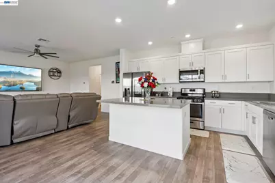 1449 Dorona Ln, Manteca, CA 95336 - Photo 15