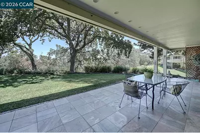 2724 Ptarmigan Dr #8, Walnut Creek, CA 94595 - Photo 17