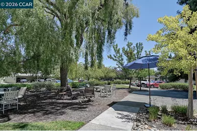 2724 Ptarmigan Dr #8, Walnut Creek, CA 94595 - Photo 47
