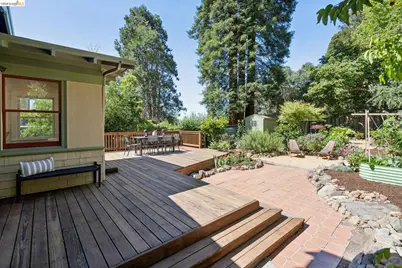 984 Regal Rd, Berkeley, CA 94708 - Photo 31