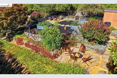 5960 Margarido Dr, Oakland, CA 94618 - Photo 51