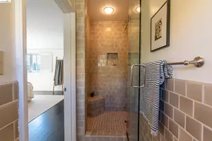 5960 Margarido Dr, Oakland, CA 94618 - Photo 47