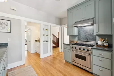 6656 Dana St, Oakland, CA 94608 - Photo 29