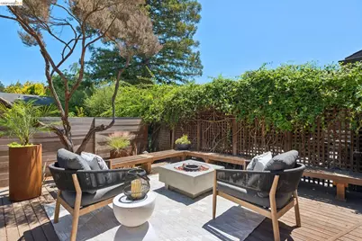 6656 Dana St, Oakland, CA 94608 - Photo 53