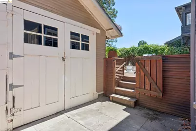 6656 Dana St, Oakland, CA 94608 - Photo 59