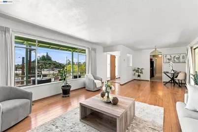 5760 Leona St, Oakland, CA 94605 - Photo 5