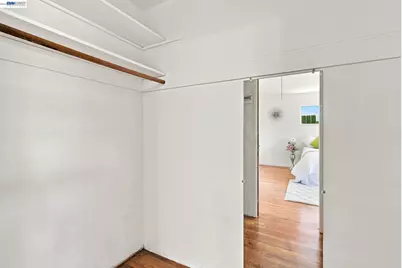 5760 Leona St, Oakland, CA 94605 - Photo 19